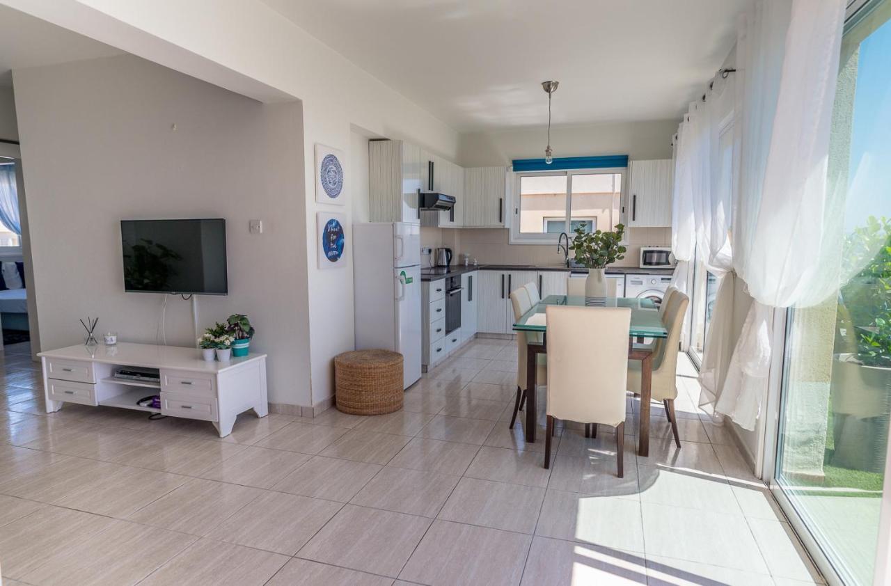 Makenzy Seaview Penthouse Διαμέρισμα Λάρνακα Εξωτερικό φωτογραφία