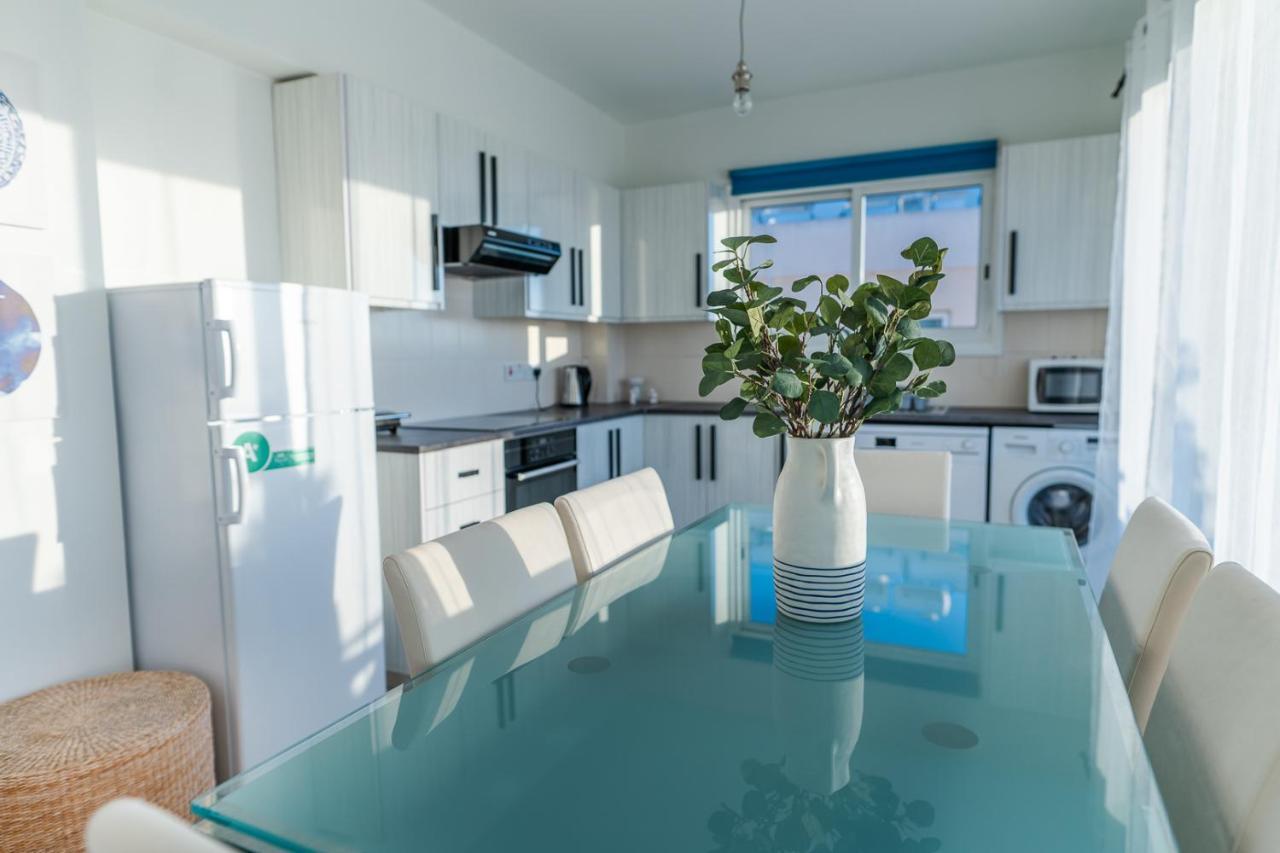 Makenzy Seaview Penthouse Διαμέρισμα Λάρνακα Εξωτερικό φωτογραφία